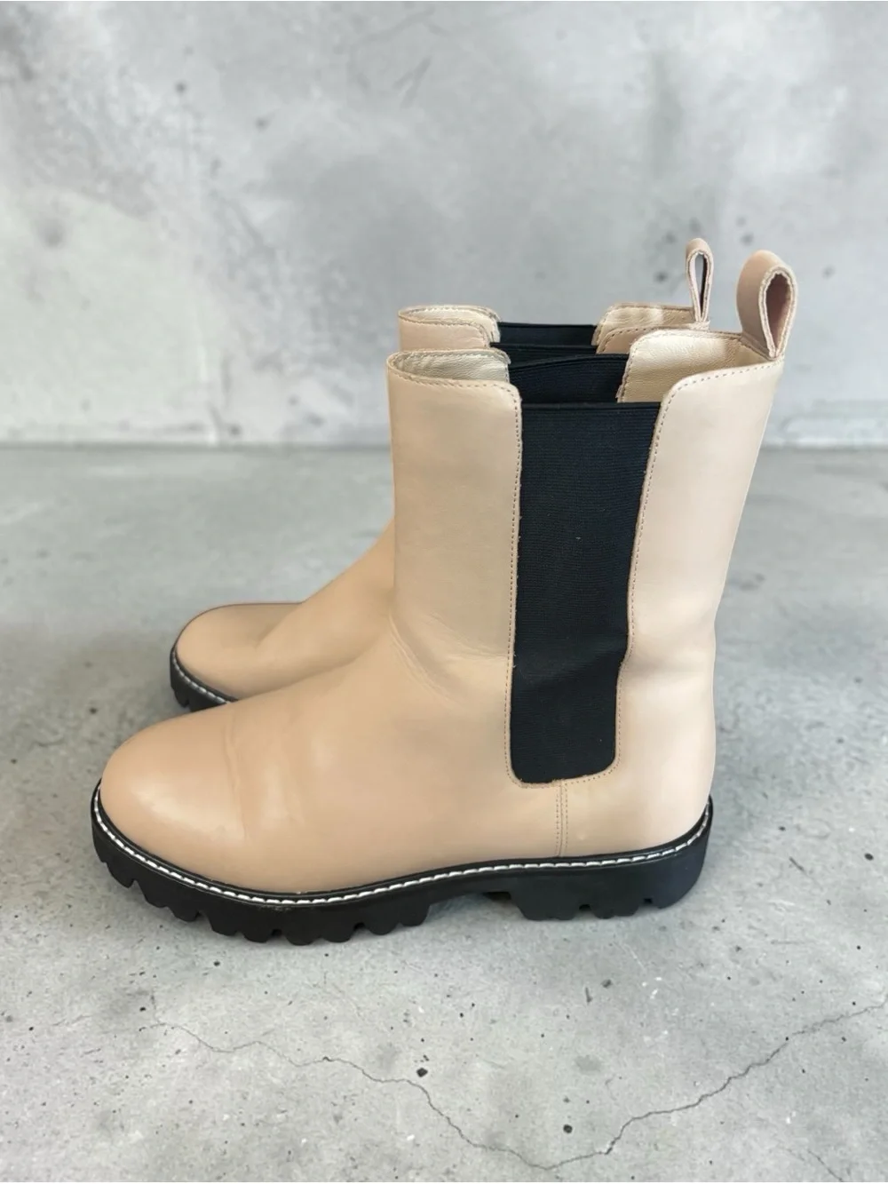 J Crew Gwen Lug-sole High-shaft Chelsea Boots Cream worn 1x size 9 womens
